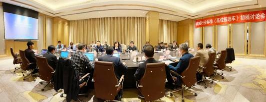 長(zhǎng)沙三向堆垛叉車(chē)